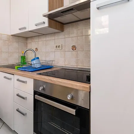 Appartamento By The Sea - 21501 Crikvenica