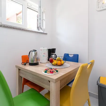 By The Sea - 21501 Apartment *